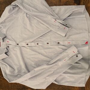 UNTUCKit Light Gray Casual Button-Down Shirt